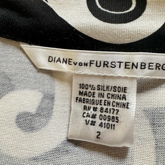 Diane Von Furstenberg Authentic Silk Wrap Dress Brown Black & White Size 2 - Picture 5 of 6